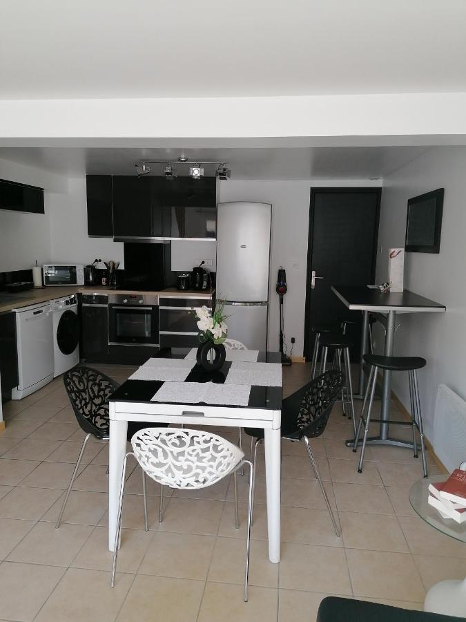 Location Maison Holiday home Reau